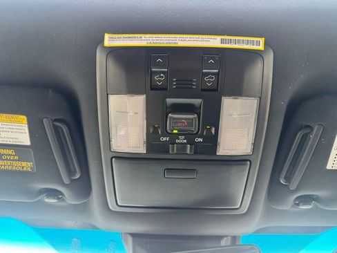 Used 2023 Lexus GX 460 Premium w/ Accessory Package image 44