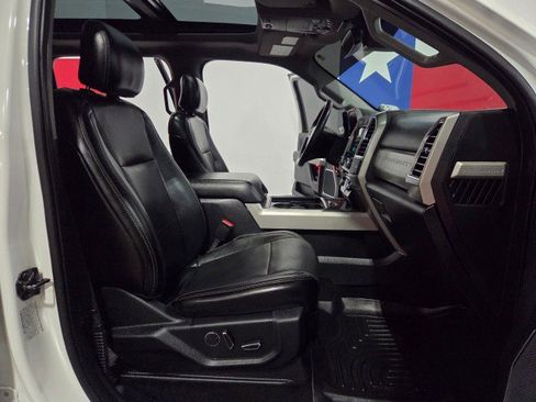 Used 2017 Ford F350 Lariat w/ Lariat Ultimate Package image 8