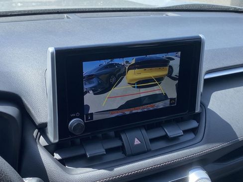 Certified 2023 Toyota RAV4 XLE AWD/4WD image 10