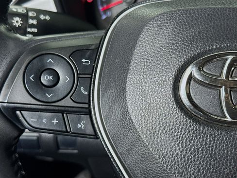 Used 2020 Toyota Corolla SE image 13