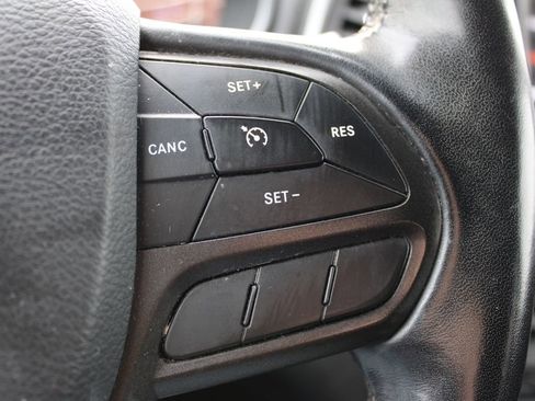 Used 2021 Jeep Cherokee Trailhawk w/ Comfort/Convenience Group image 29