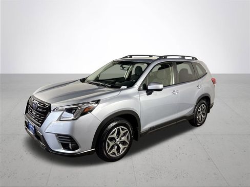 Certified 2022 Subaru Forester Premium w/ Popular Package #1 image 2