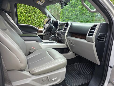 Used 2018 Ford F150 Lariat w/ Equipment Group 501A Mid image 37