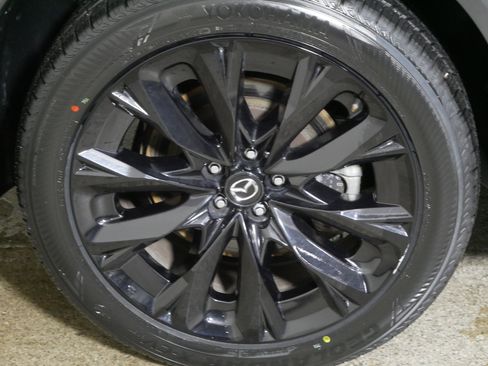 Used 2025 MAZDA CX-90 3.3 Turbo w/ Premium Sport Pkg image 15