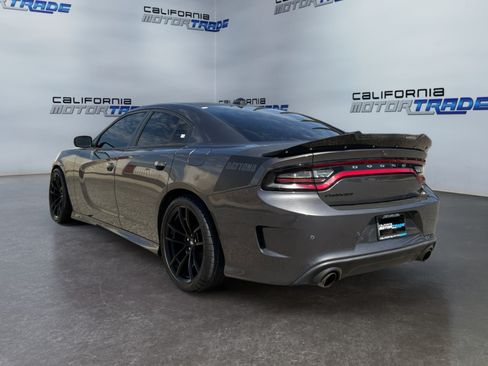 Used 2019 Dodge Charger Scat Pack w/ Daytona Edition Group RWD image 7