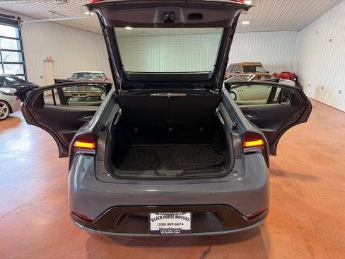 Used 2024 Toyota Prius Prime SE image 36