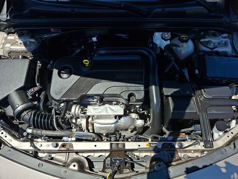 Used 2024 Chevrolet Malibu LT FWD image 28