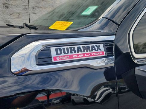 Certified 2020 GMC Sierra 2500 Denali w/ Denali Ultimate Package AWD/4WD image 32