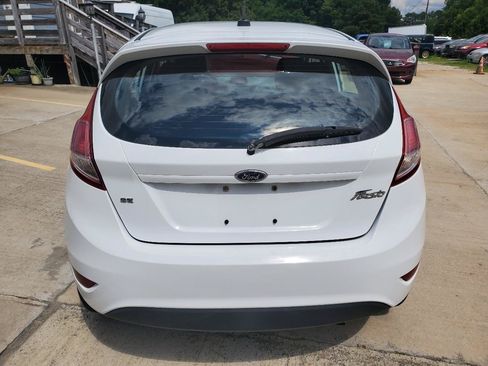 Used 2017 Ford Fiesta SE FWD image 10