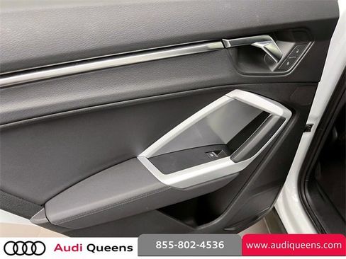 Used 2023 Audi Q3 2.0T Premium w/ Convenience Package image 11