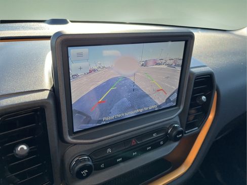 Used 2023 Ford Bronco Sport Badlands image 18