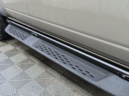 Used 2025 Ford Bronco Badlands AWD/4WD image 53