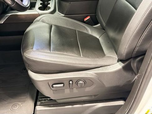 Used 2021 GMC Sierra 1500 SLT w/ SLT Premium Package AWD/4WD image 14