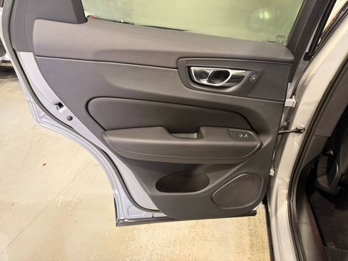 Used 2023 Volvo XC60 B5 Plus w/ Climate Package image 19