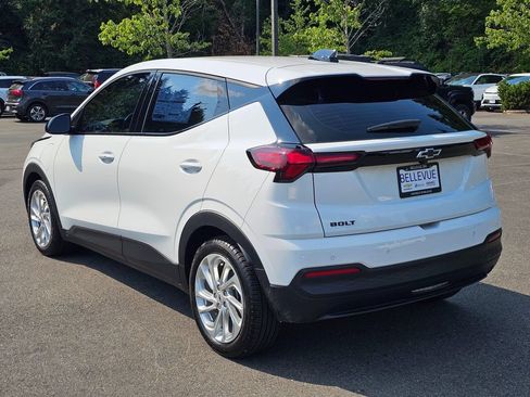 New 2027 Chevrolet Bolt LT w/ Comfort Package FWD image 3