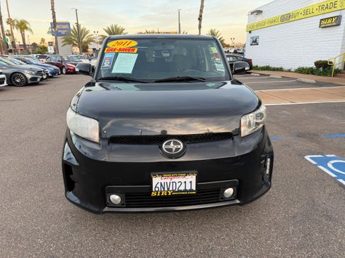 Used 2011 Scion xB image 8