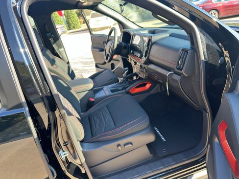New 2026 Nissan Frontier Pro-X w/ Pro-X Convenience Package image 15