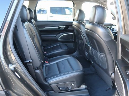 Used 2021 Kia Telluride S image 35
