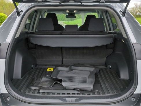 Certified 2022 Toyota RAV4 LE AWD/4WD image 15