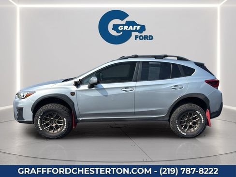 Used 2018 Subaru Crosstrek 2.0i Premium AWD/4WD image 3