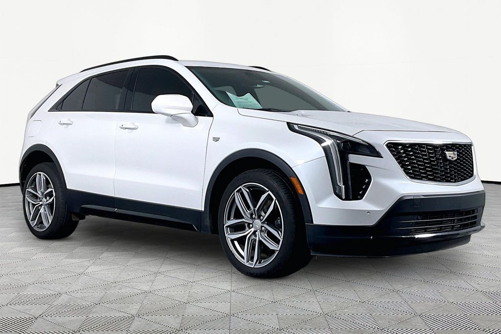 Used 2019 Cadillac XT4 Sport FWD image 3