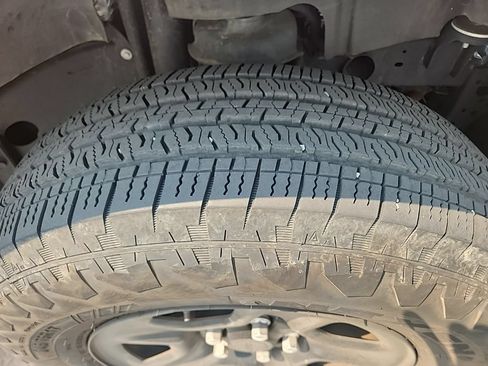 Used 2024 Jeep Wrangler Unlimited Sport AWD/4WD image 14