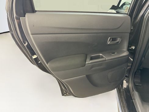 Used 2024 Mitsubishi Outlander Sport ES AWD/4WD image 26