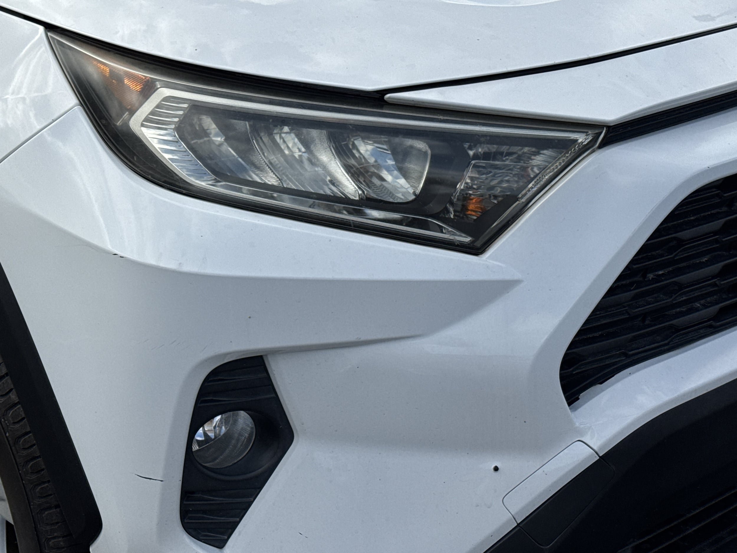Used 2019 Toyota RAV4 XLE FWD image 11