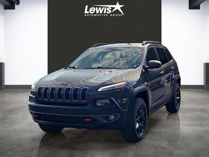 Used 2016 Jeep Cherokee Trailhawk w/ Comfort/Convenience Group