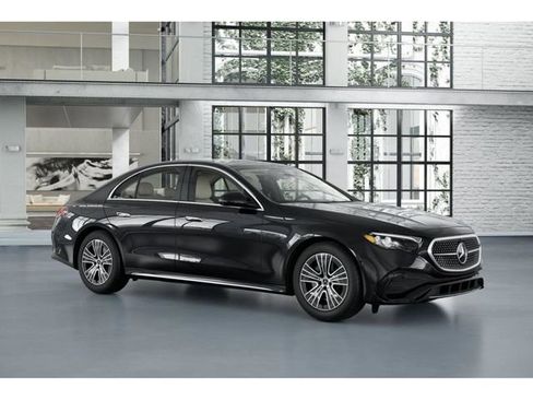 New 2026 Mercedes-Benz E 350 4MATIC Sedan image 12