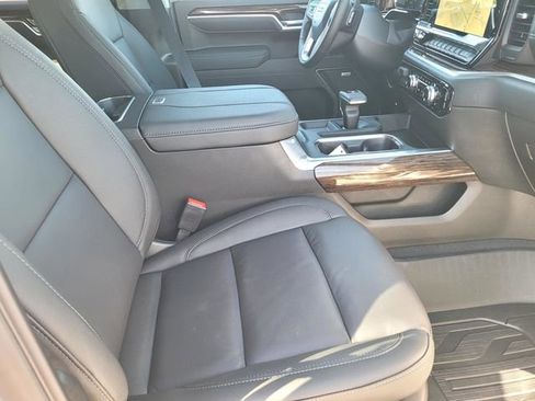 New 2026 GMC Sierra 1500 Elevation w/ Elevation Premium Package AWD/4WD image 12