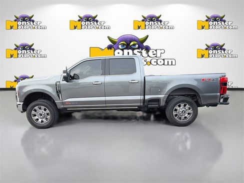 Used 2024 Ford F250 Lariat w/ Lariat Ultimate Package image 8