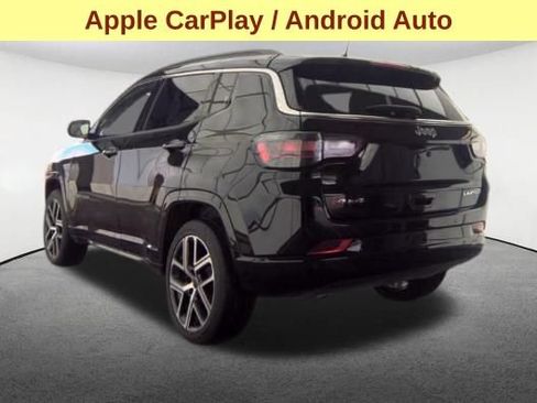 Used 2025 Jeep Compass Limited w/ Elite Group AWD/4WD image 8
