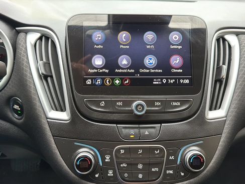 Used 2023 Chevrolet Malibu LT w/ Driver Confidence Package FWD image 18