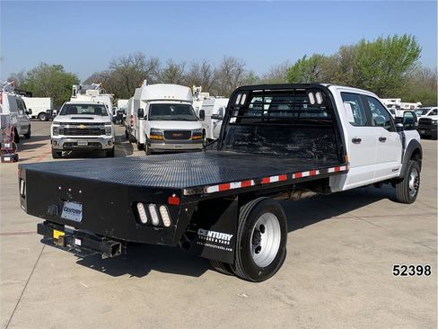 Used 2023 Ford F550 4x4 Crew Cab Super Duty image 2