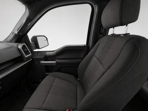 Used 2019 Ford F150 XLT w/ Equipment Group 302A Luxury AWD/4WD image 24