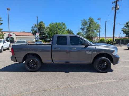 Used 2019 RAM 1500 Express AWD/4WD image 4