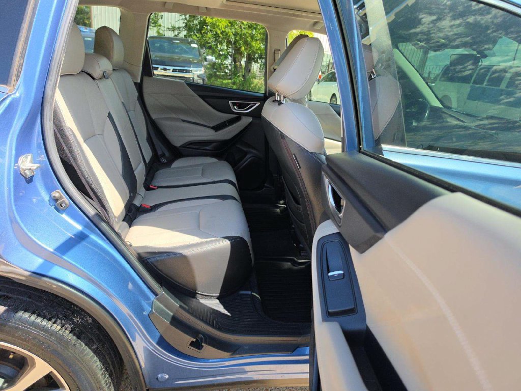 Used 2020 Subaru Forester Limited w/ Popular Package #3 AWD/4WD image 4