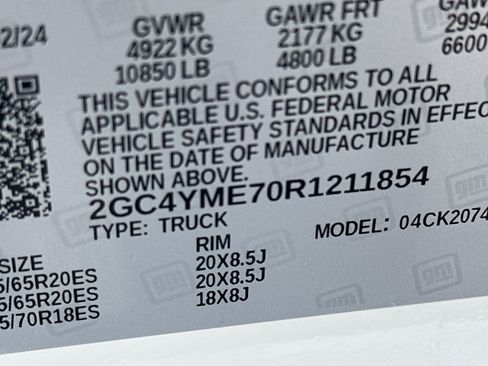 Used 2024 Chevrolet Silverado 2500 Custom w/ Custom Value Package AWD/4WD image 29