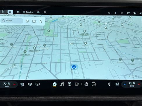 Used 2025 Rivian R1T Adventure image 24