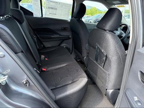 Certified 2025 Nissan Kicks Play S image 18