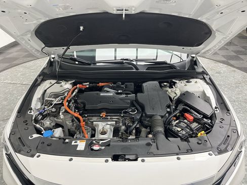 Used 2020 Honda Accord Touring image 30