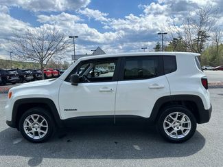 Used 2023 Jeep Renegade Latitude AWD/4WD video 2