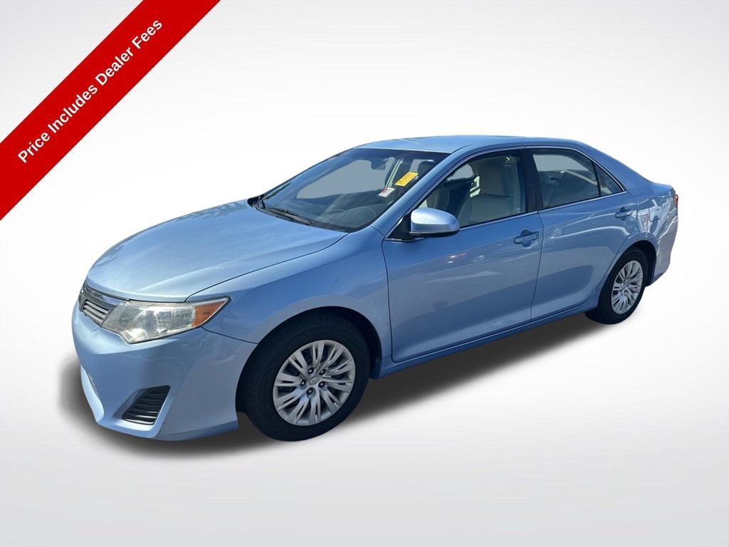 Used 2013 Toyota Camry FWD image 1