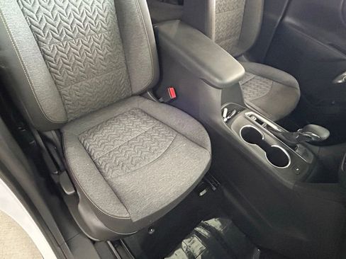 Used 2022 Chevrolet Equinox LT image 37