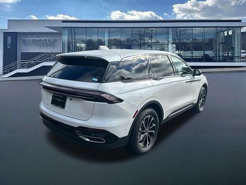 New 2026 Lincoln Nautilus Premier w/ Equipment Group 102A AWD/4WD image 8