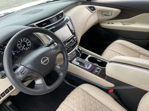 Used 2023 Nissan Murano Platinum w/ Cargo Package image 10