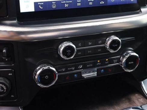 Used 2022 Ford F150 Lariat AWD/4WD image 19