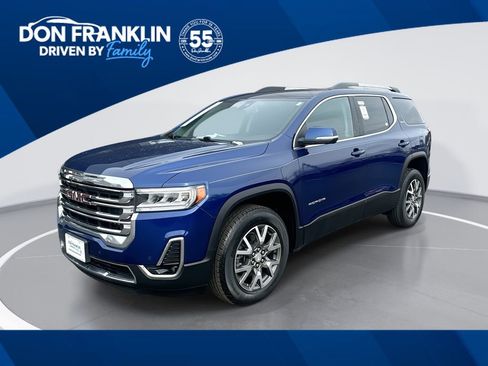 Used 2023 GMC Acadia SLT image 1