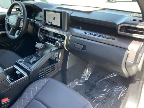 Certified 2026 Toyota Tacoma SR5 image 18